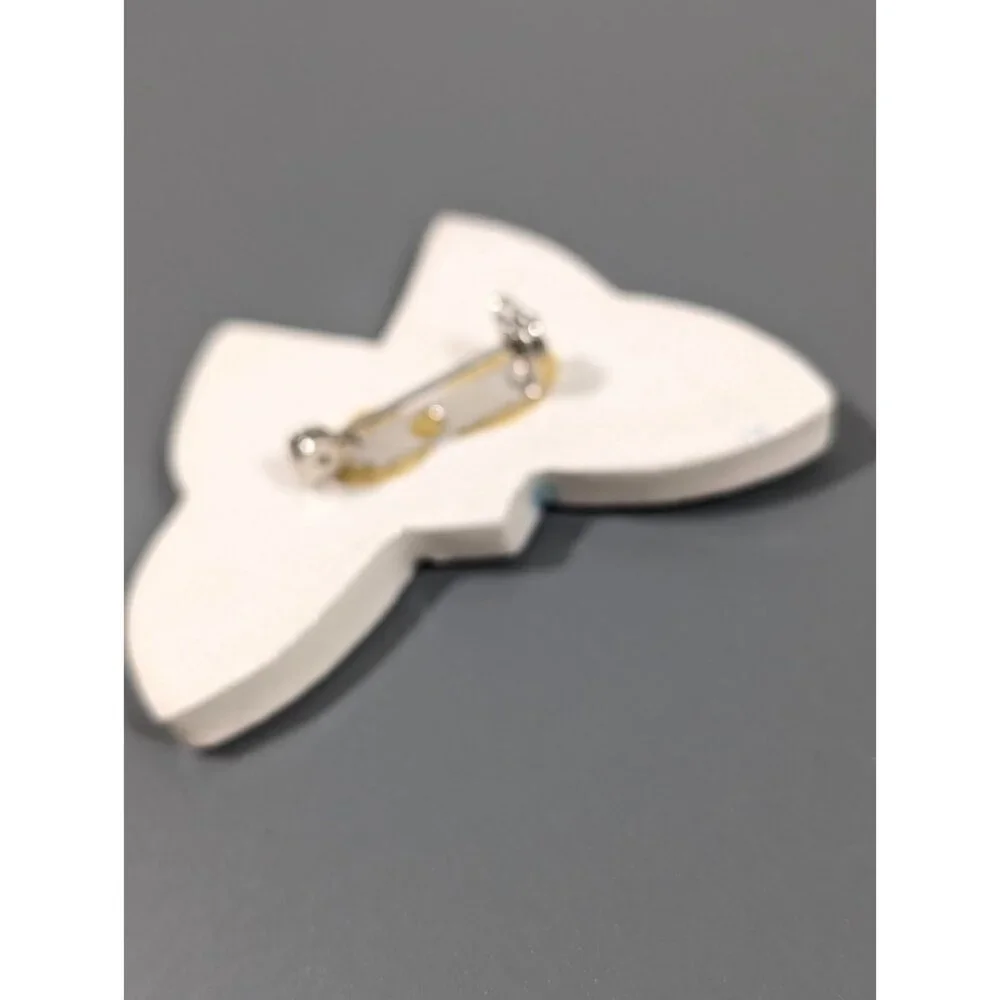 Vintage‎ Handmade Ceramic Butterfly Artisan Brooch Blue White